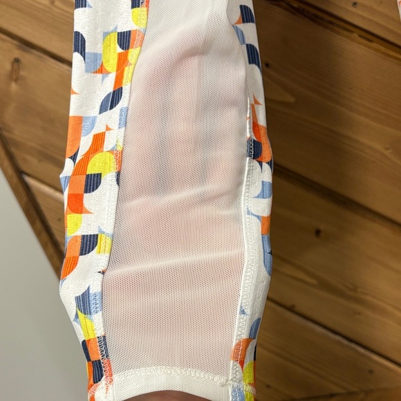 Callaway Golf Colorful Abstract Women's Quarter Zip XS - Picture 6 of 7